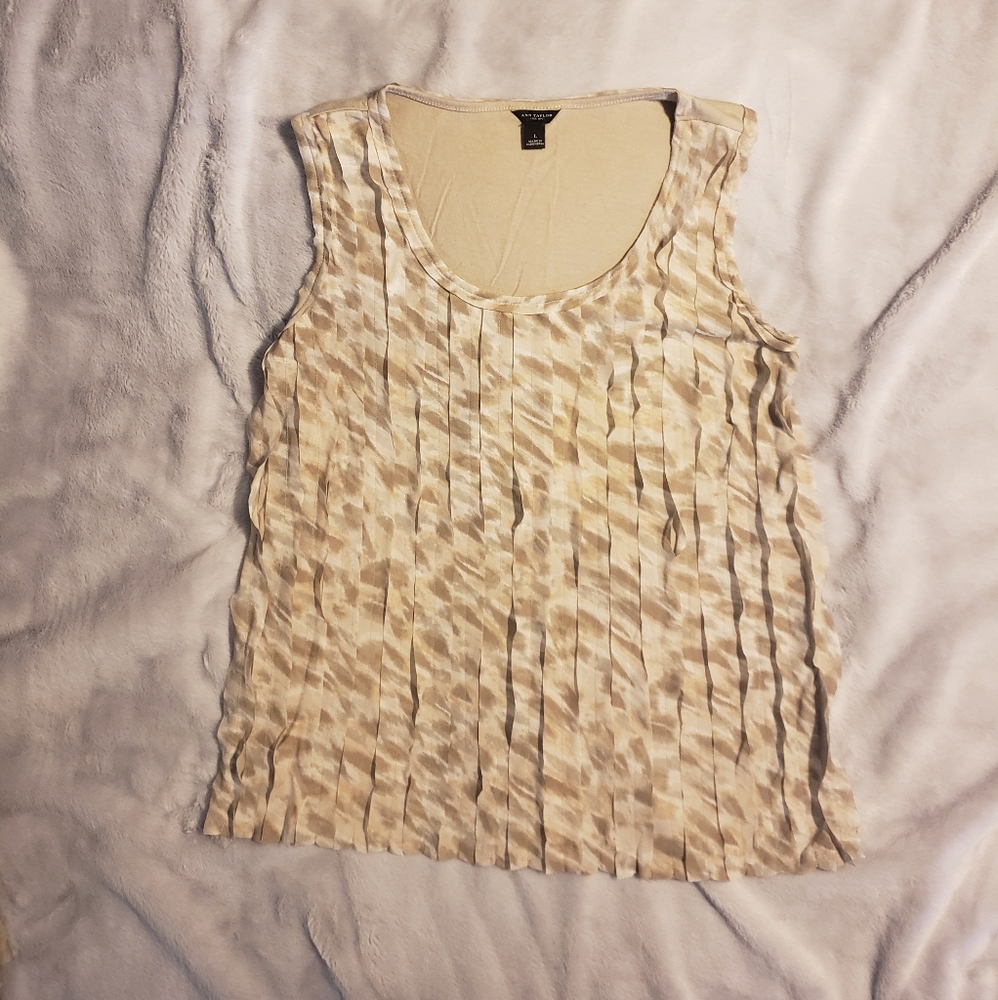 Ann Taylor flutter tank